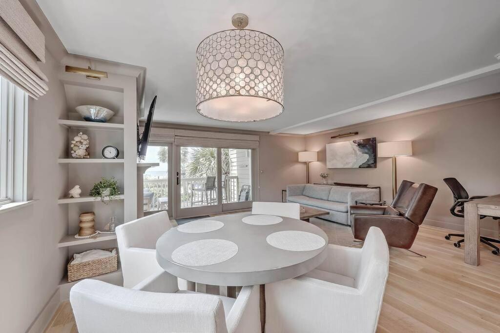 New Listing! Seagrove Villa 3A - Luxurious Ocean View! Isle of Palms Buitenkant foto