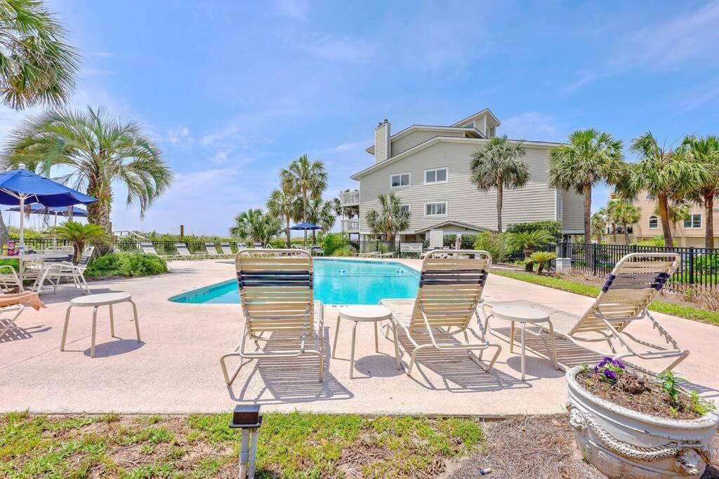 New Listing! Seagrove Villa 3A - Luxurious Ocean View! Isle of Palms Buitenkant foto