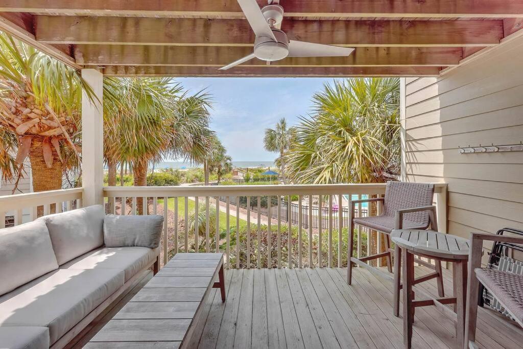 New Listing! Seagrove Villa 3A - Luxurious Ocean View! Isle of Palms Buitenkant foto