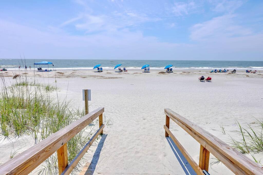 New Listing! Seagrove Villa 3A - Luxurious Ocean View! Isle of Palms Buitenkant foto