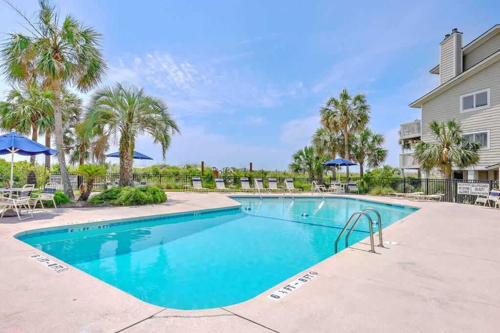 New Listing! Seagrove Villa 3A - Luxurious Ocean View! Isle of Palms Buitenkant foto